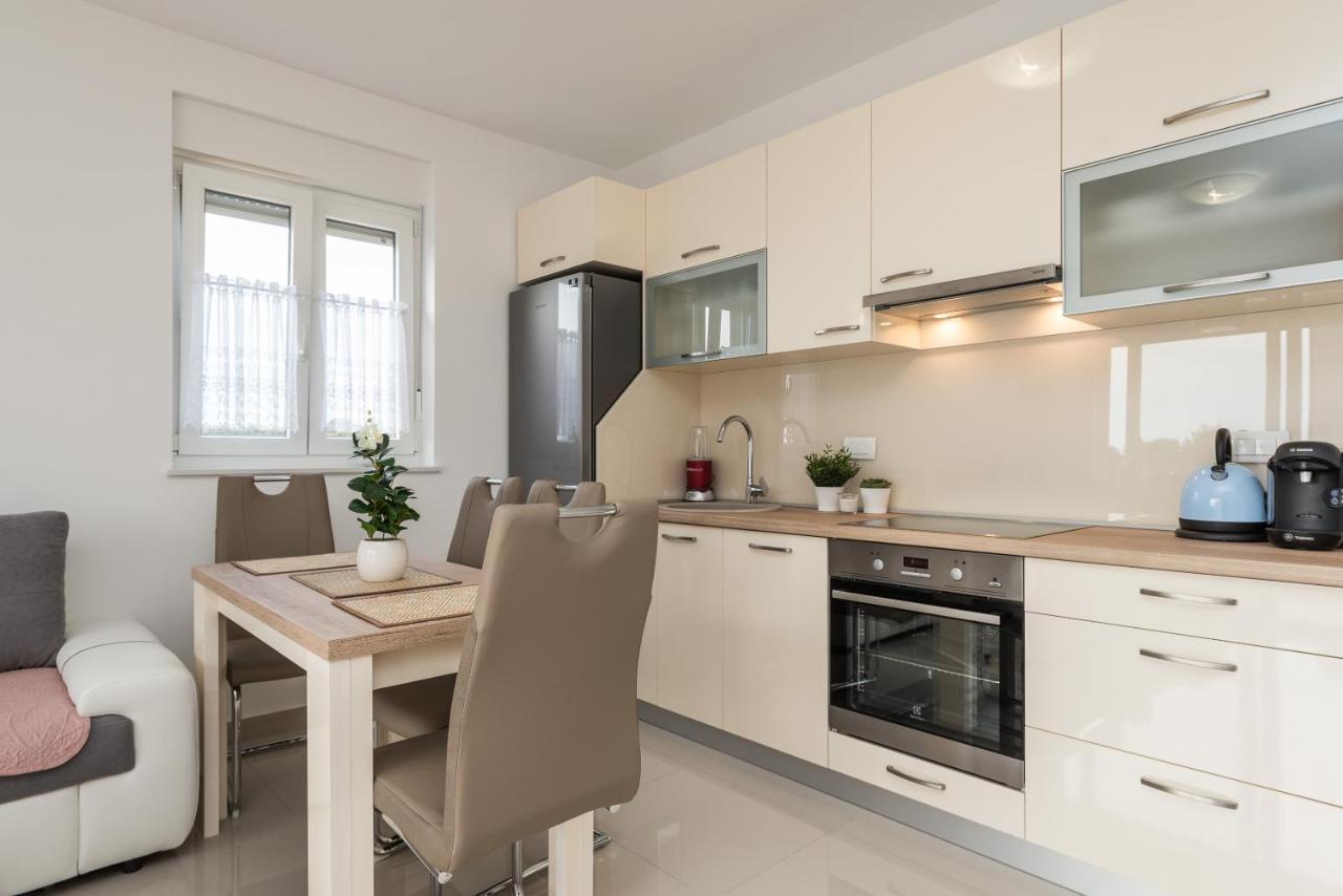 Zoran Brand New Modern Apartments Mandre Dış mekan fotoğraf
