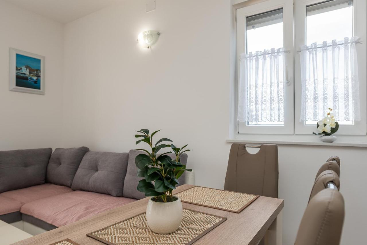 Zoran Brand New Modern Apartments Mandre Dış mekan fotoğraf