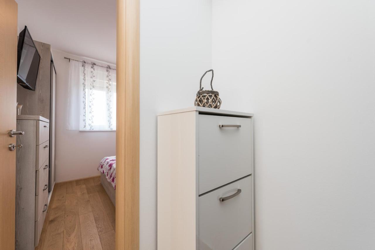 Zoran Brand New Modern Apartments Mandre Dış mekan fotoğraf